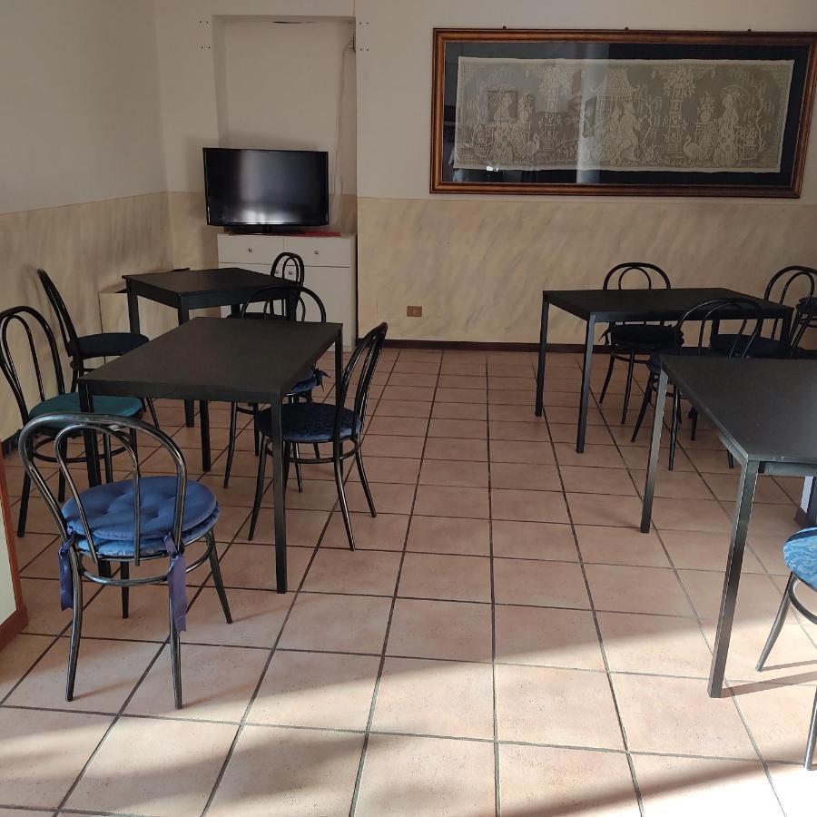 Castelnuovo Rangone Hotel La Vela מראה חיצוני תמונה